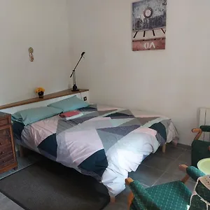 Couette-café D'hote, La Garde-Adhémar